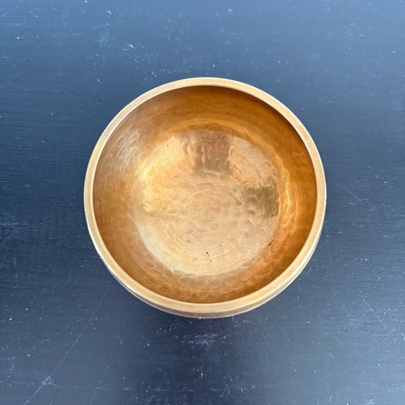 Unbranded | Brass Hammered Design Tibetan Singing Bowl Reduce Stress Circulation - Picture 6 of 6